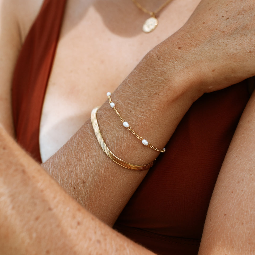 “Lovina” Zoetwaterparel Armband