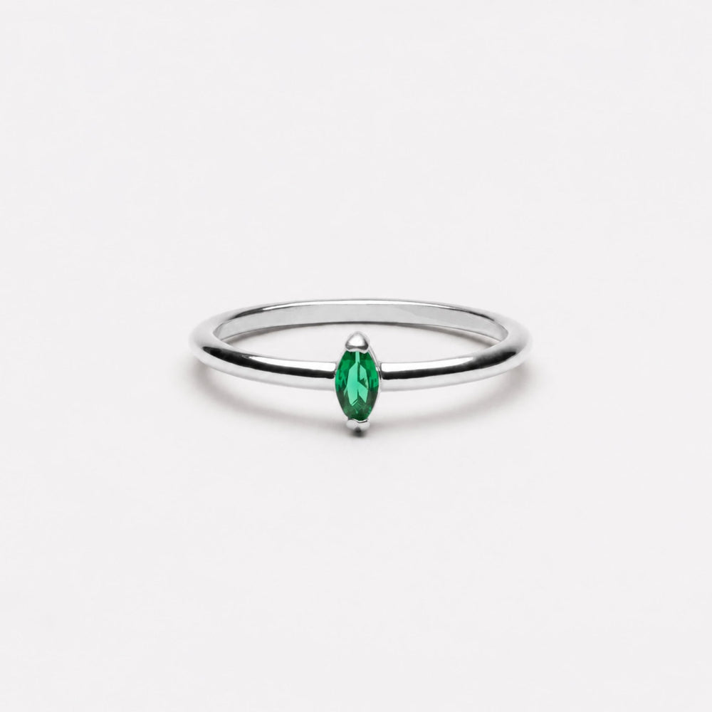 Dainty Smaragd Ring