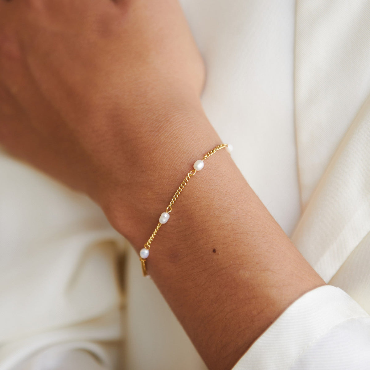 “Lovina” Zoetwaterparel Armband