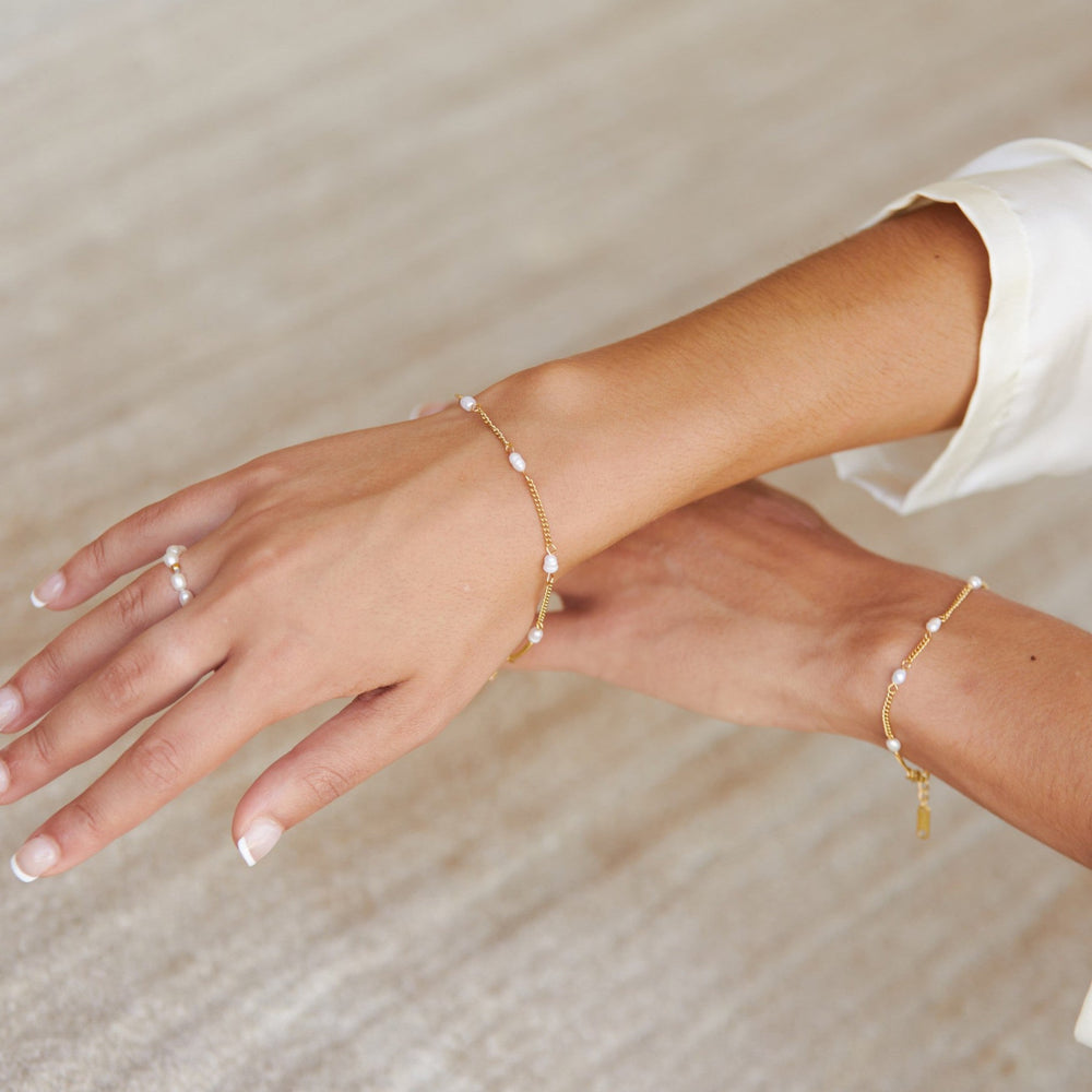 “Lovina” Zoetwaterparel Armband