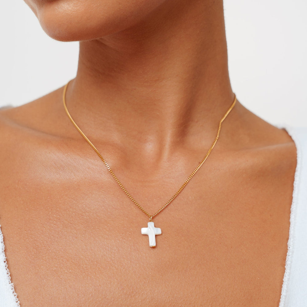Parelmoeren Kruis Ketting