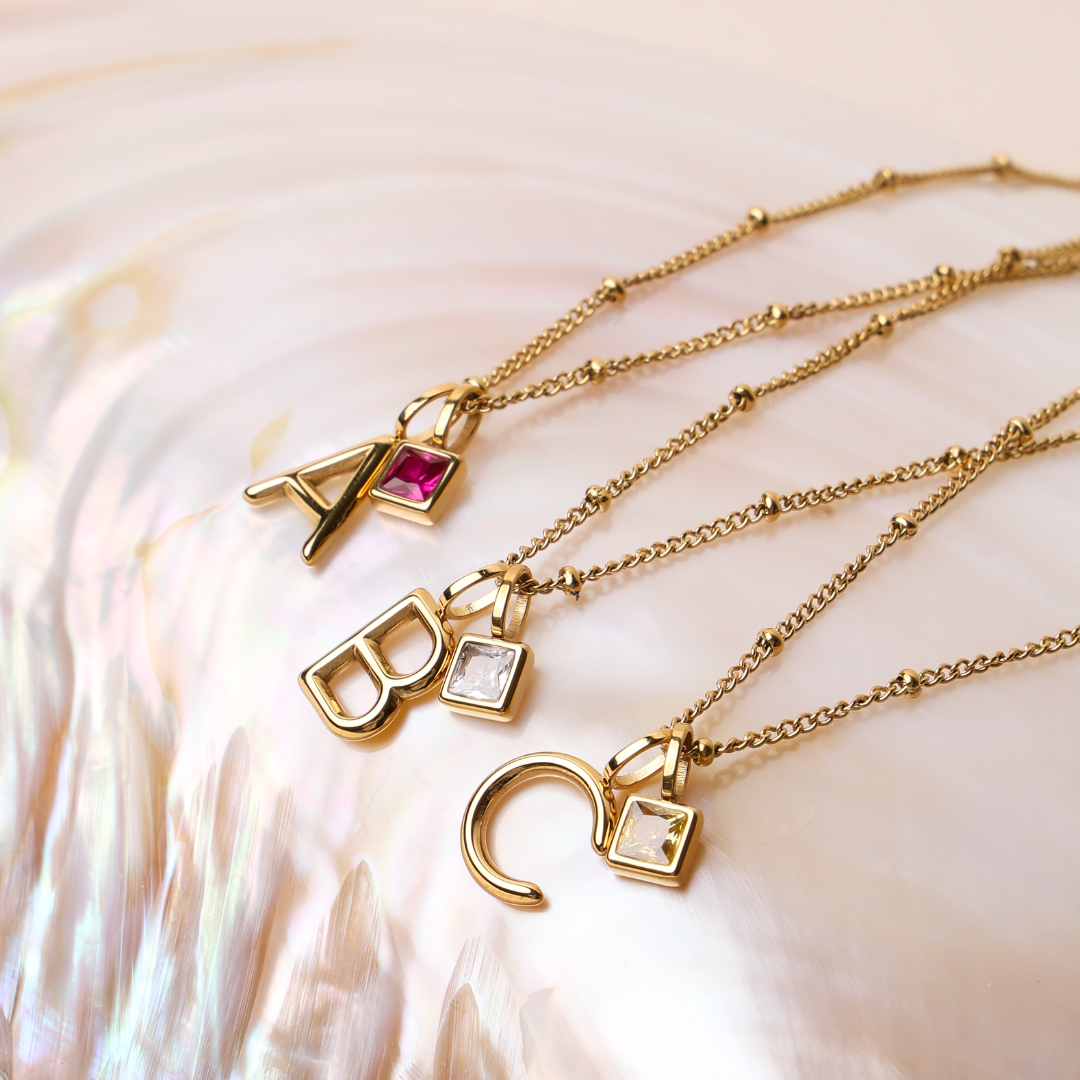Initiaal & Geboortesteen Charm Ketting