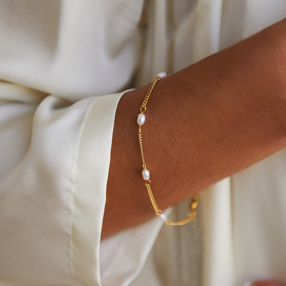 “Lovina” Zoetwaterparel Armband
