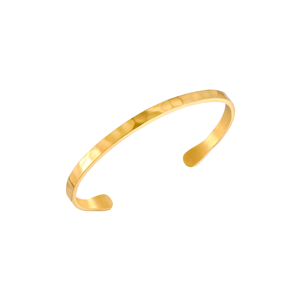 Gehamerde Cuff