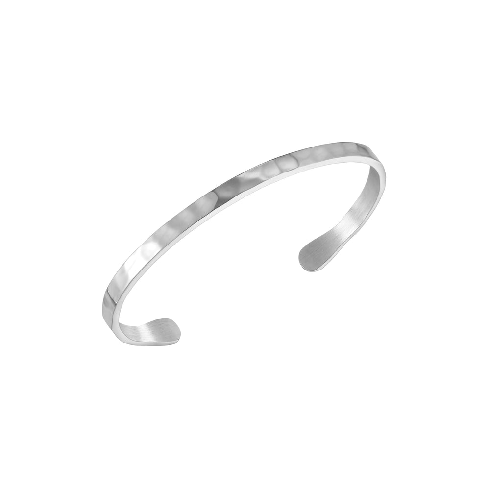 Gehamerde Cuff