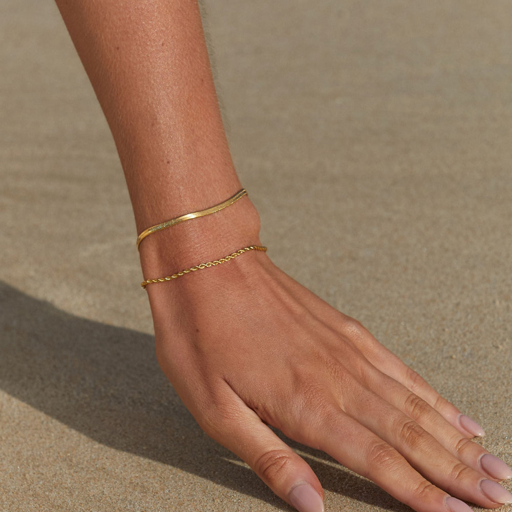 "Ios" Layered Armband