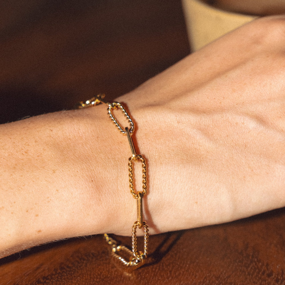 Bold Paperclip Armband
