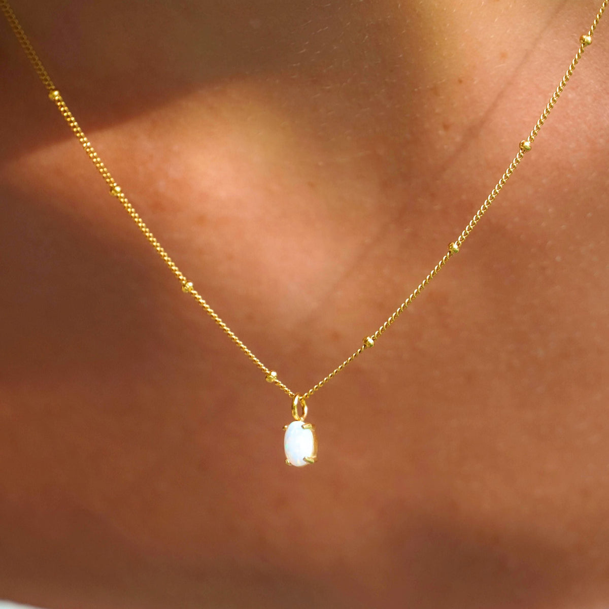 Opaal Ketting