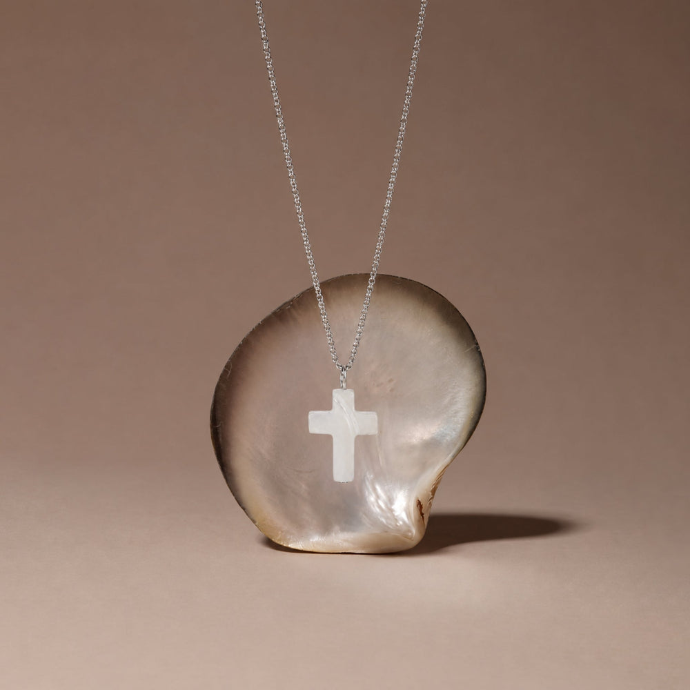 Parelmoeren Kruis Ketting