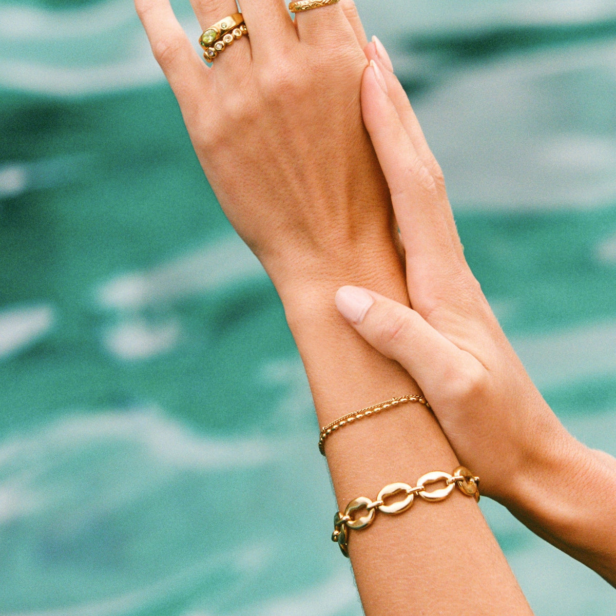 Layered Pebble Armband