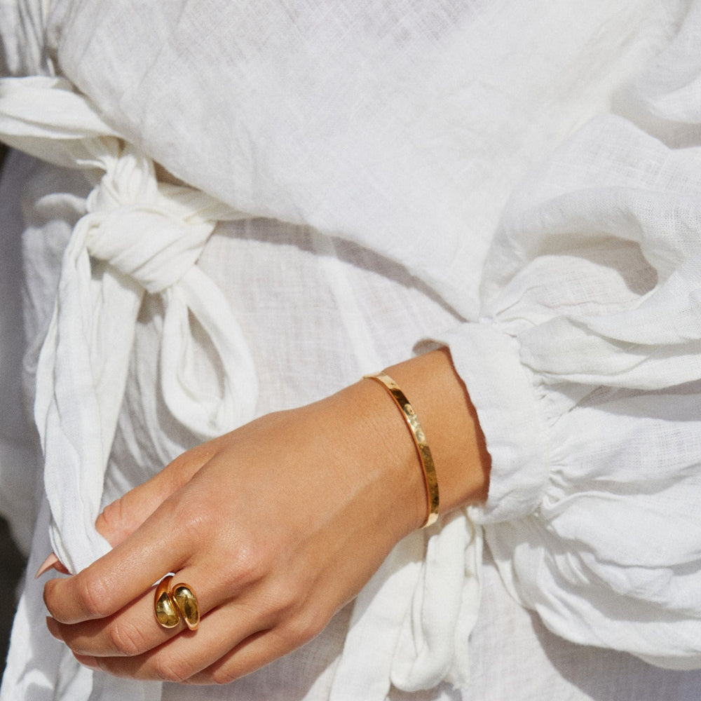 Gehamerde Cuff